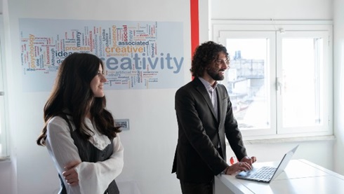 CRESCERE FORMA IL PERCORSO CRESCERE FORMA IL PERCORSO