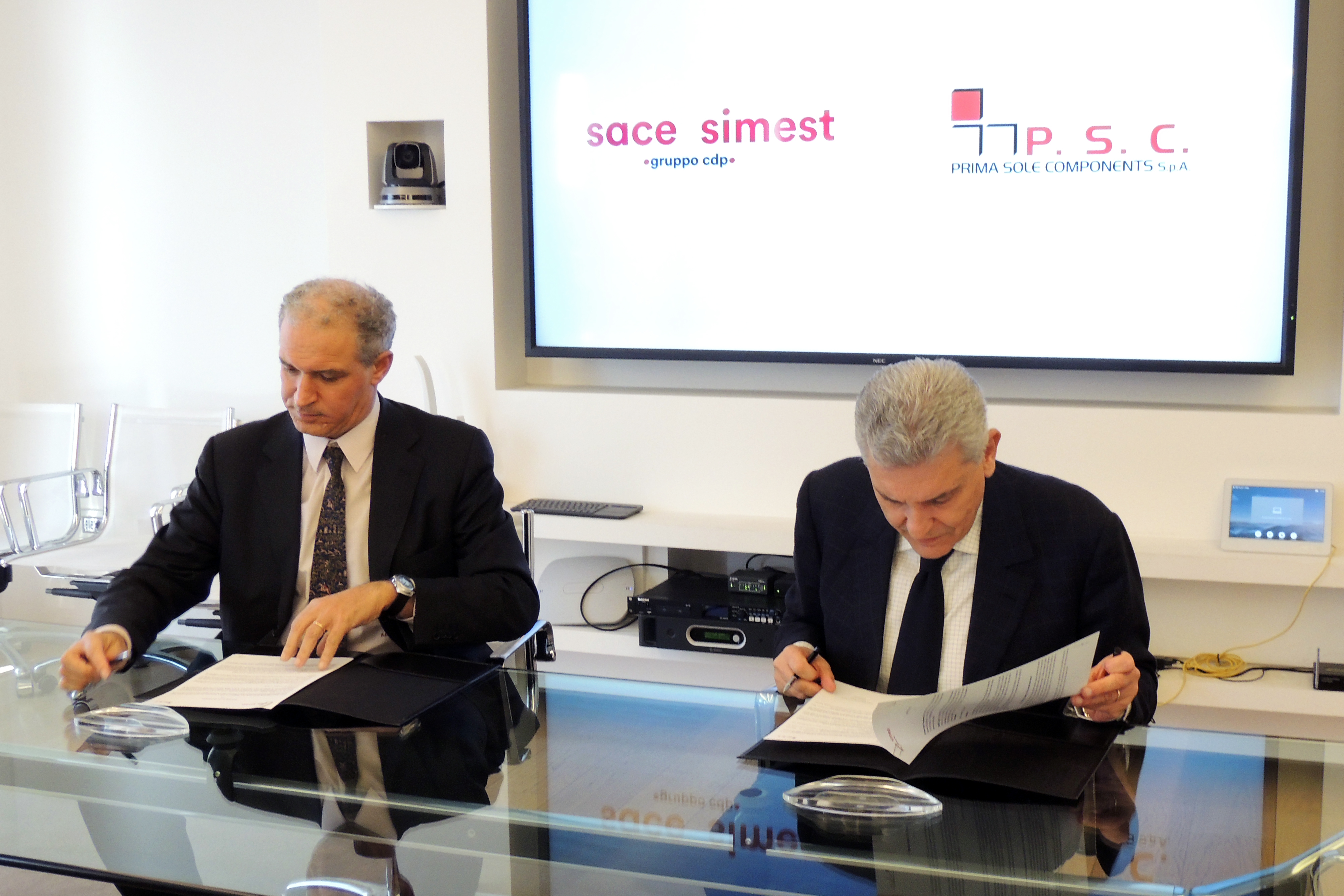 Firma accordo SACE e Prima