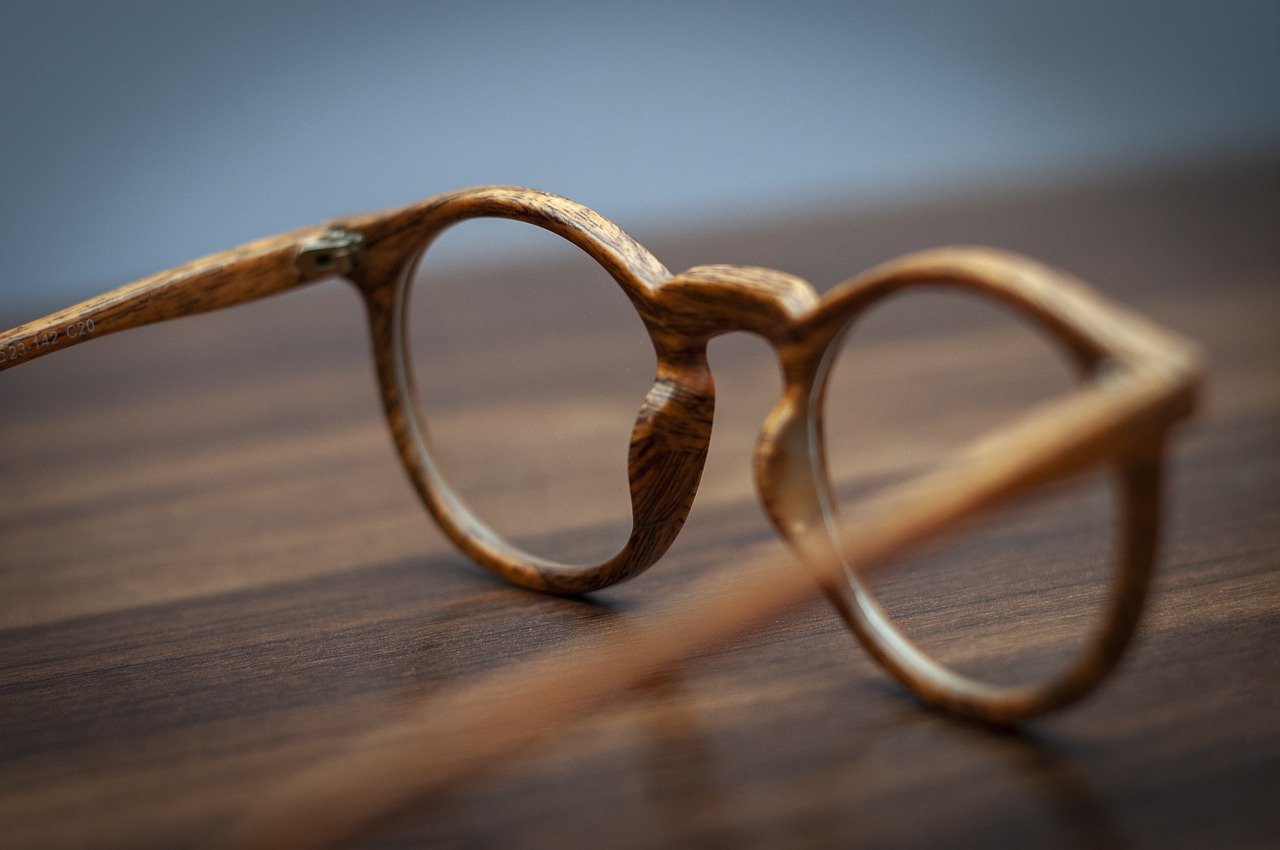 occhiali-legno